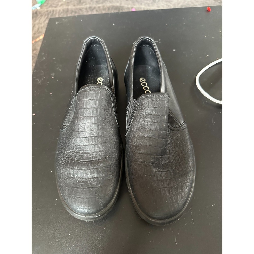 Ecco Black Snakeskin Slip On Shoes‎ in 7 Extra Width